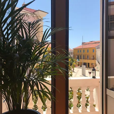 The * Poreč